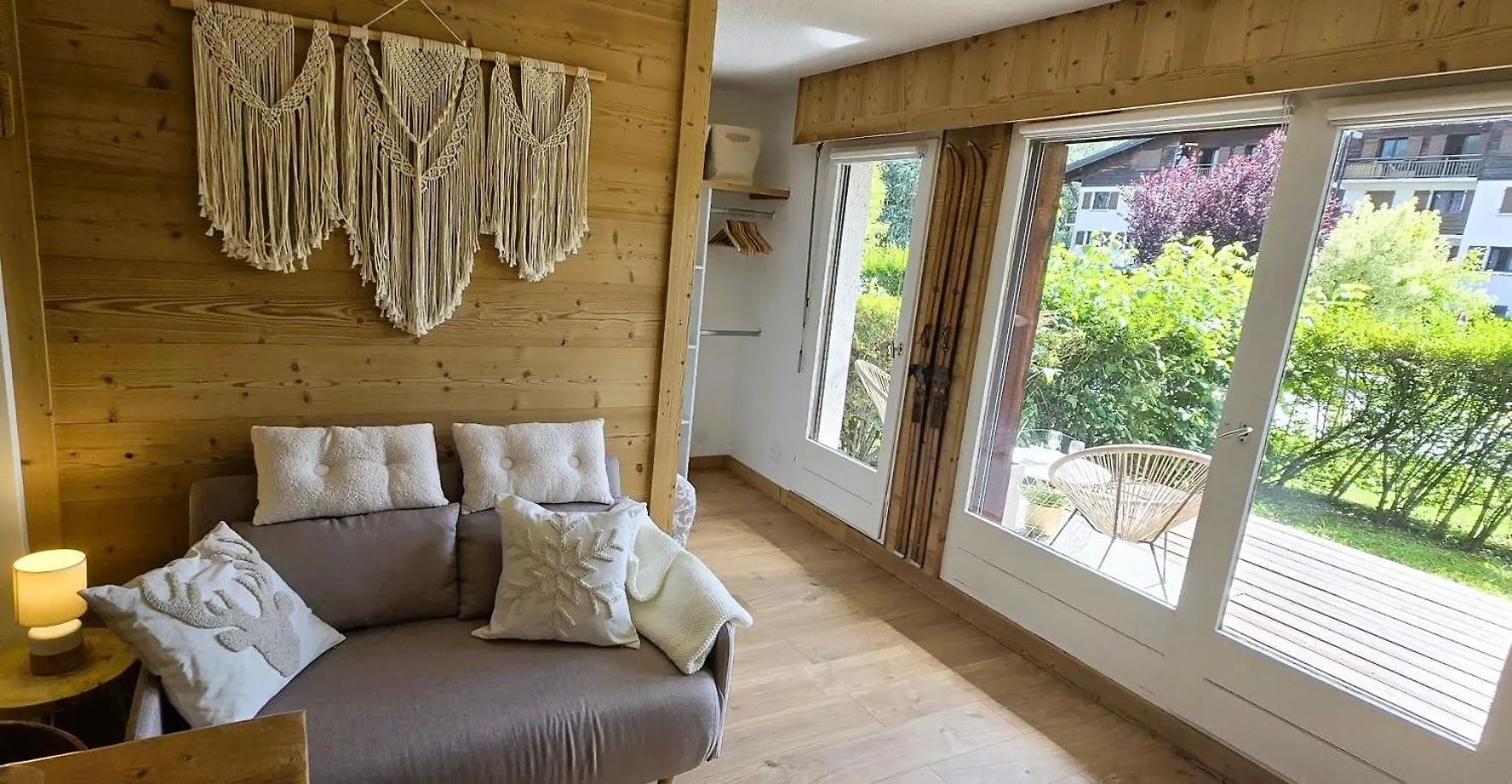 Joli Studio Avec Terrasse Sallanches Frankrike