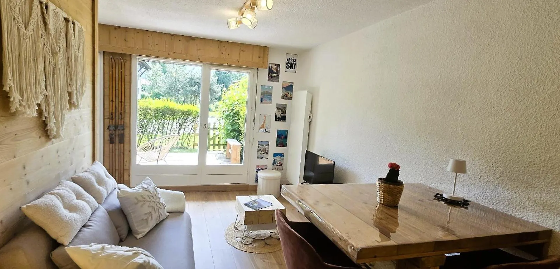 Lägenhet Joli Studio Avec Terrasse Sallanches Frankrike