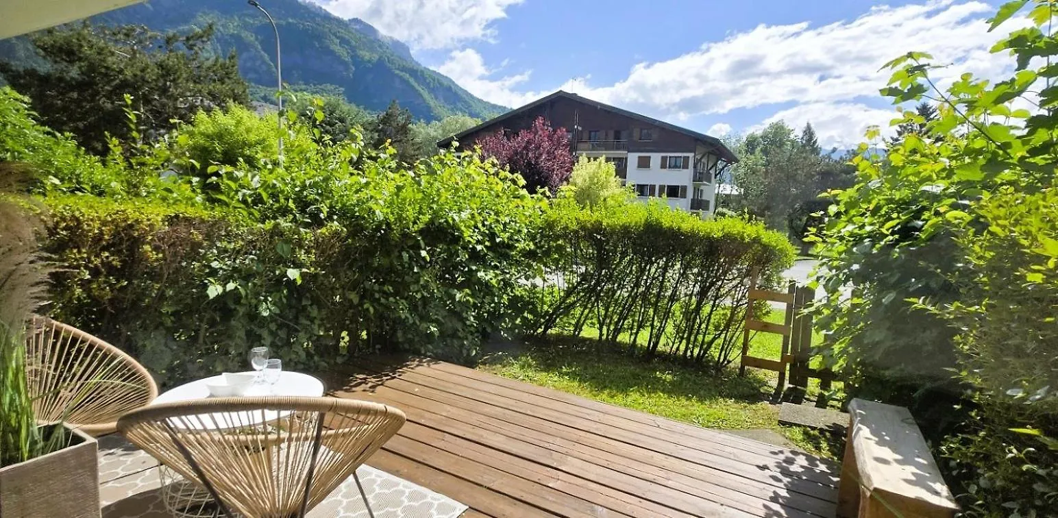 Joli Studio Avec Terrasse Sallanches Lägenhet