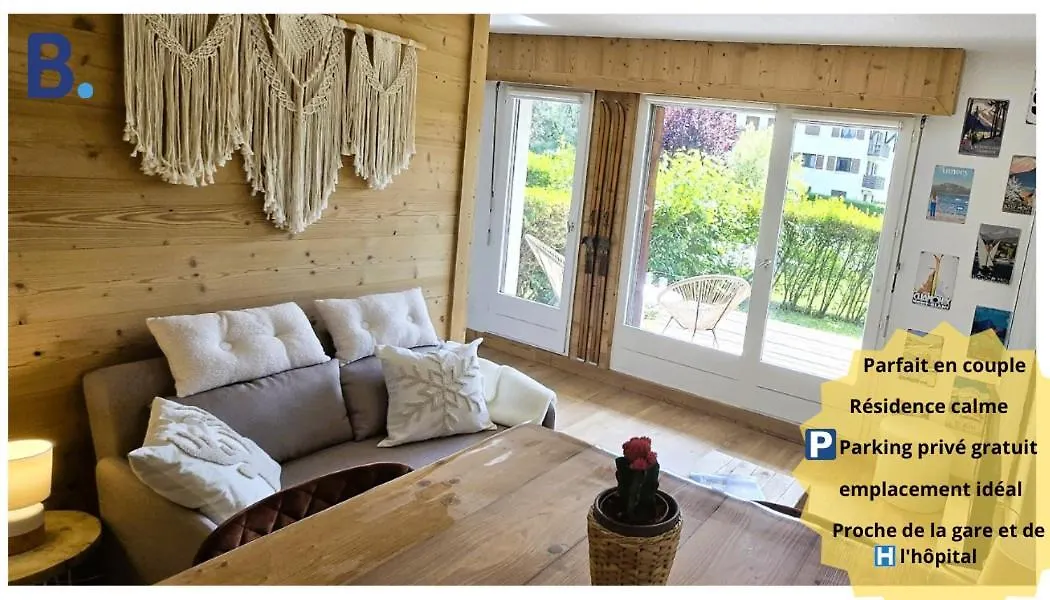 Joli Studio Avec Terrasse Sallanches